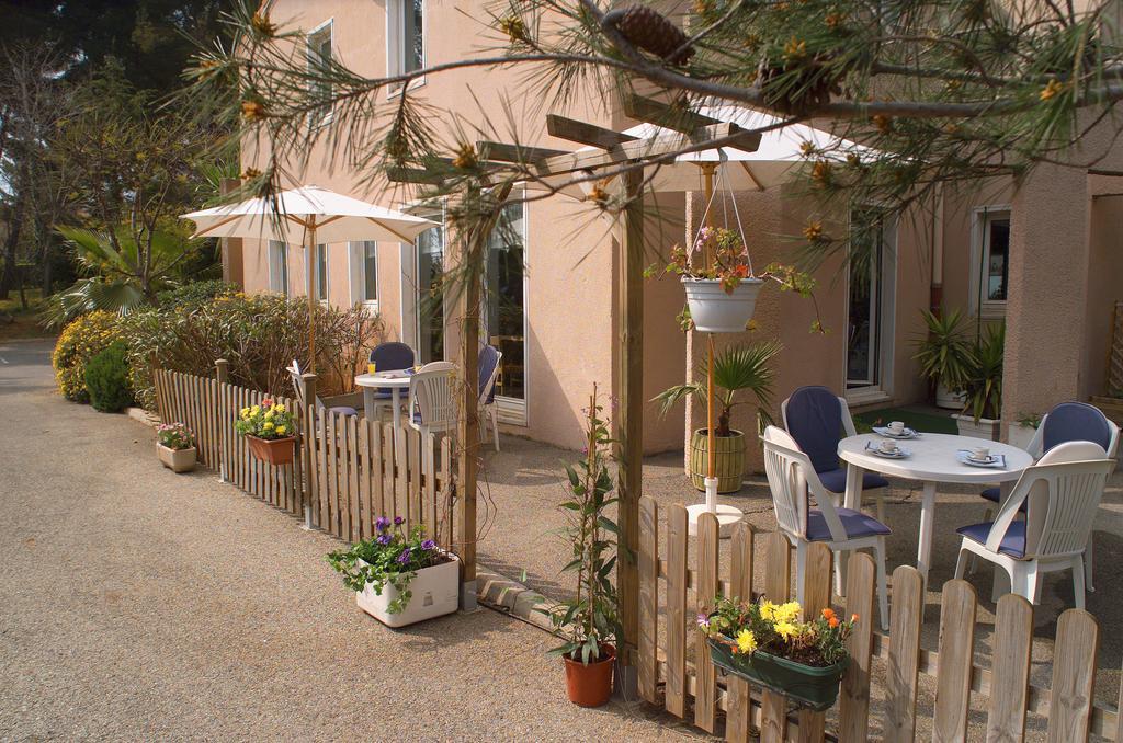 Stars Antibes Hotel บิโอต์ ภายนอก รูปภาพ